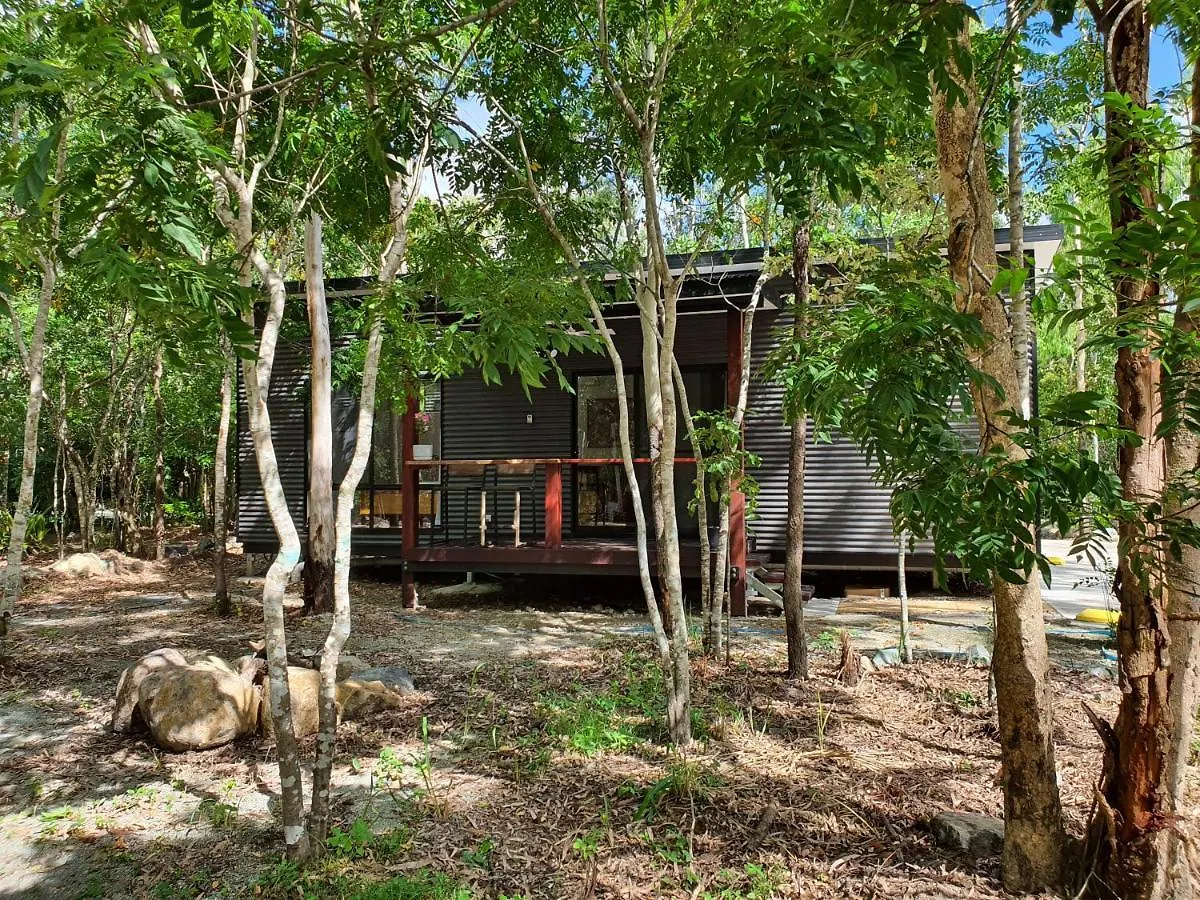 Airlie Beach Eco Cabins 0*, Airlie Beach