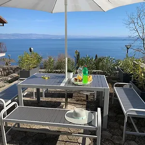 Near The Beach, With Terraces And Seaview At House B. Apartment Mošćenička Draga